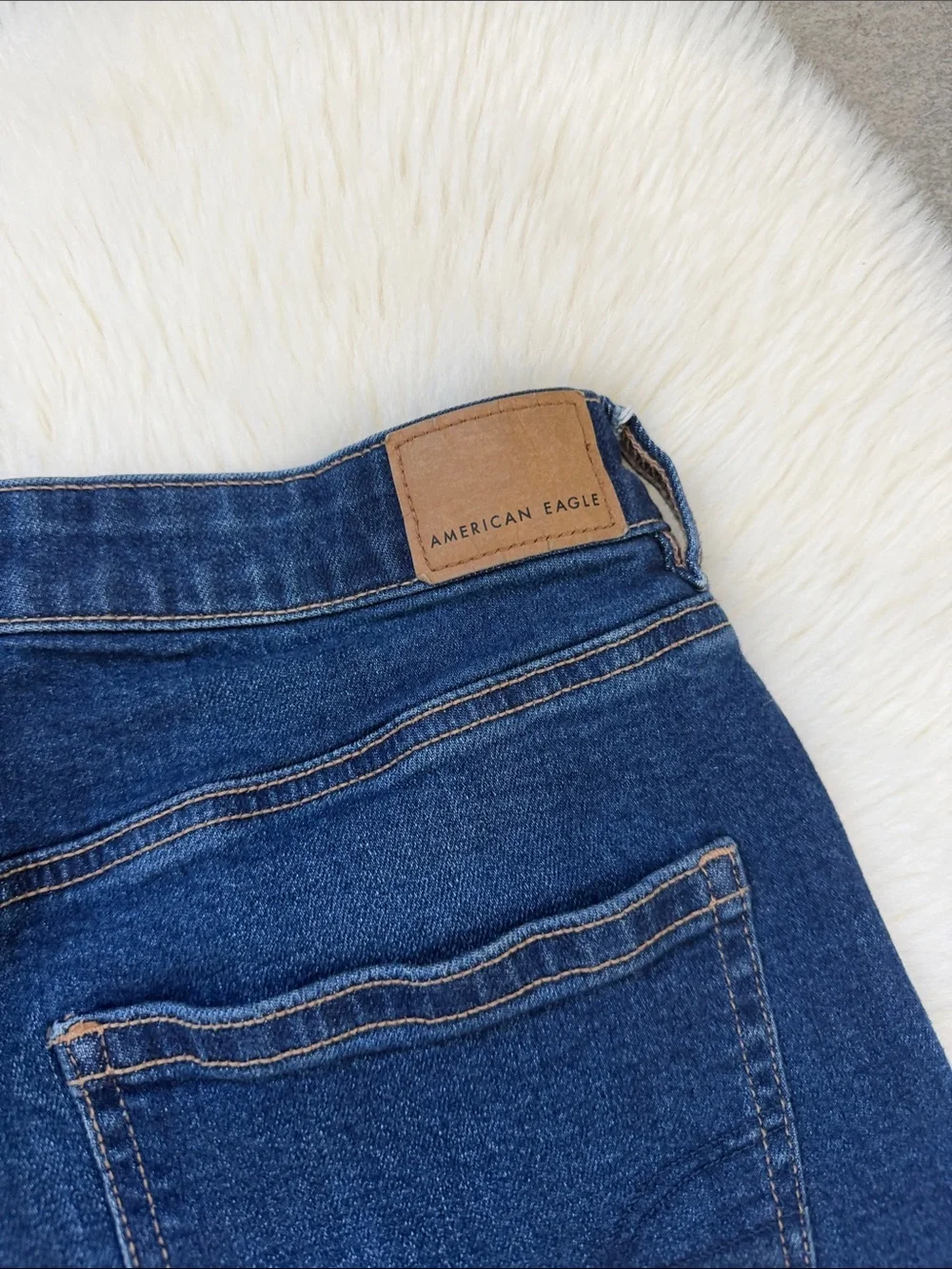 American Eagle Outfitters women Dark Blue Relaxed Jeans